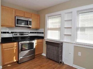 3367 S 8th St, Milwaukee, WI 53215