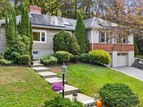 4 Sargent Rd, Winchester, MA 01890