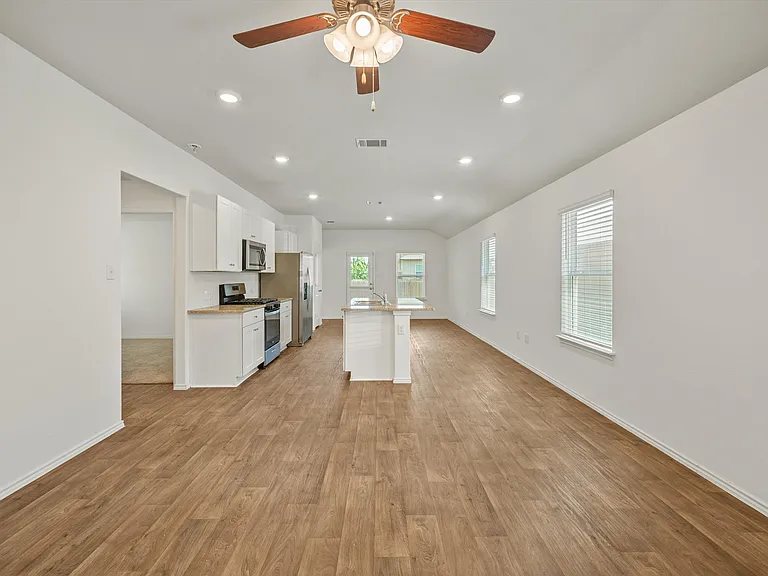 2886 Wolfcreek — Photo 10
