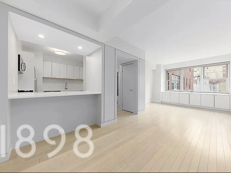 245 E 80th St #6K — Photo 1