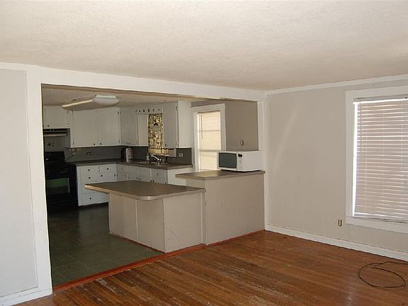 5th image of 1402 Avenue E