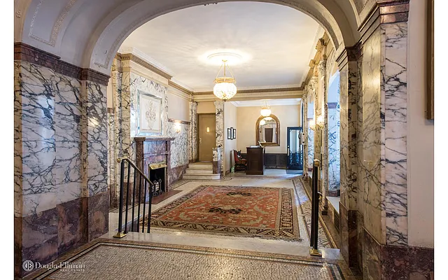 Rented by Douglas Elliman | media 14