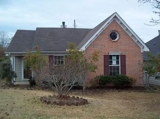 7045 Presmond Rd, Cordova, TN 38018