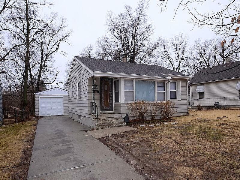 1st image of 4005 Curtis Ave