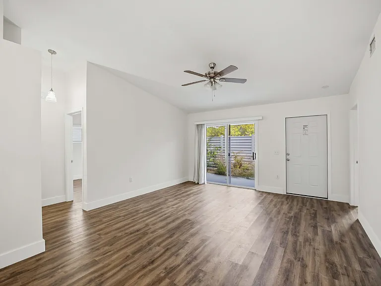 3300 Loveland Blvd #2501 — Photo 8