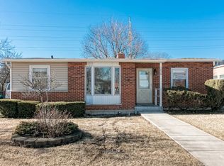 1628 S Chestnut St, Des Plaines, IL 60018