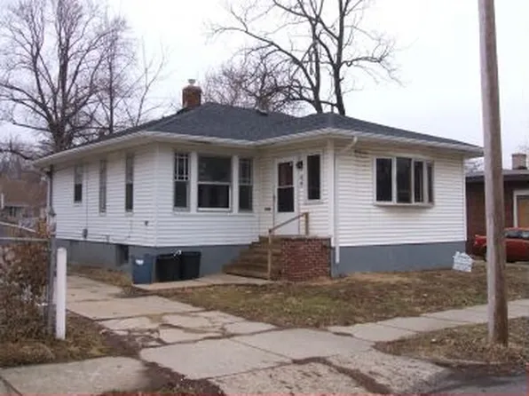 826 W Elm St, Decatur, IL 62522