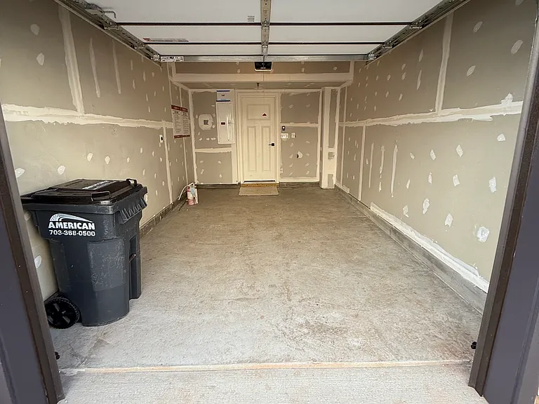 20966 Bluebird Sq #141 — Photo 4