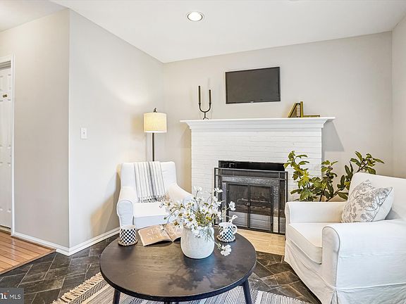 4th image of 8211 La Faye Ct