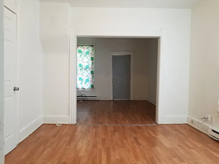 1133 Delence St #2 — Photo 9