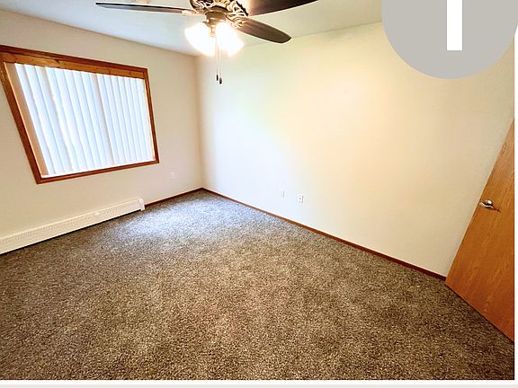 3rd image of 2805 Schroeder Dr #7