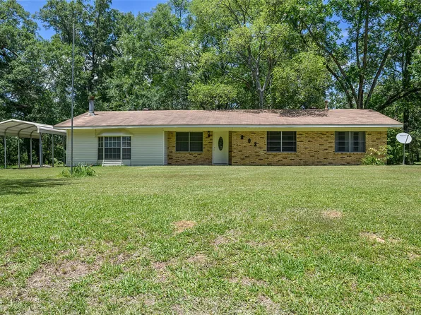 802 Caddo Lease Rd, Mooringsport, LA 71060
