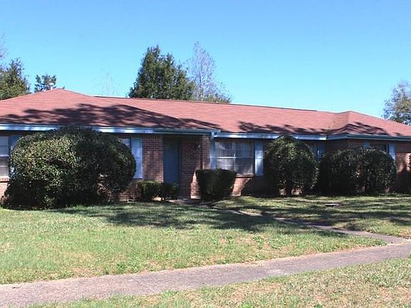 3rd image of 4196 Danamar Dr