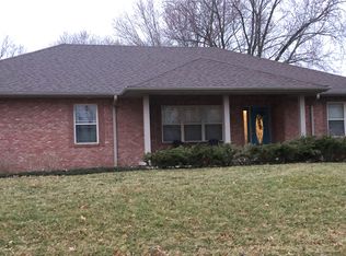 301 W Harris St, Sturgeon, MO 65284