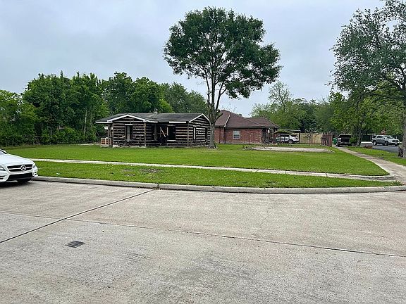 4th image of 202 W Francis Ave