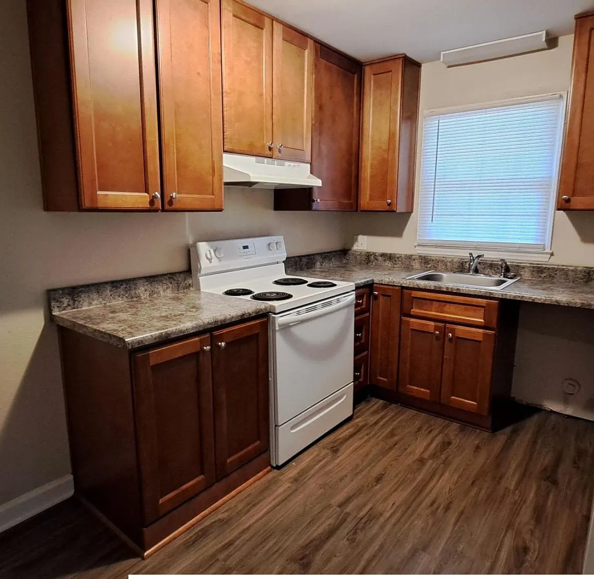 2 bed, 650 sqft, $779 — Photo 1