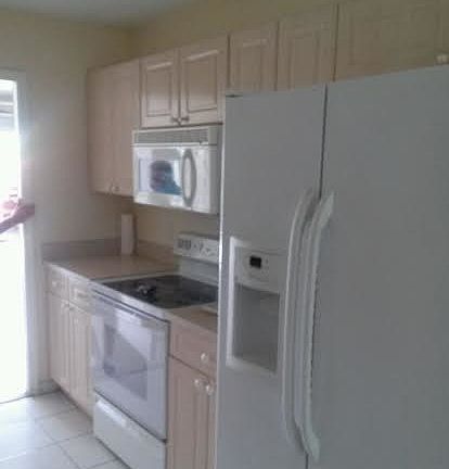 5th image of 1205 NE 15th St