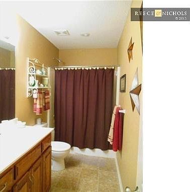 5th image of 8759 N Chatham Ave