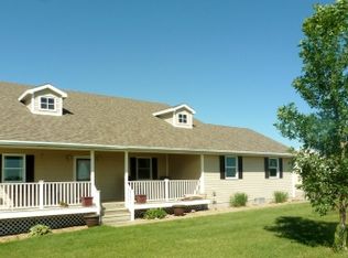 791 N 22nd Rd, Unadilla, NE 68454