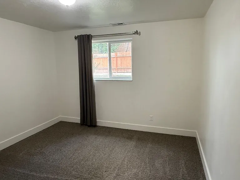 54 W Clearfield triplex — Photo 10