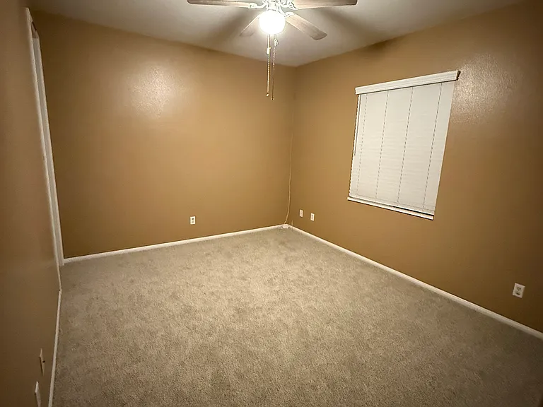 Peregrine Ln — Photo 2