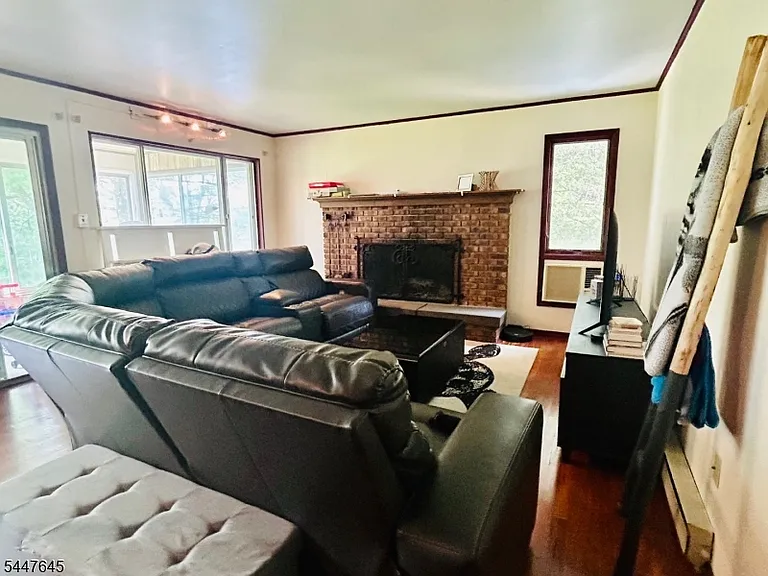 378D Lake Shr S — Photo 2