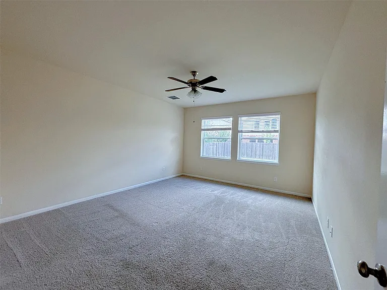 6034 Prince Place Dr — Photo 13