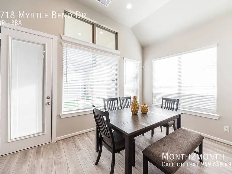 8718 Myrtle Bend Dr — Photo 9