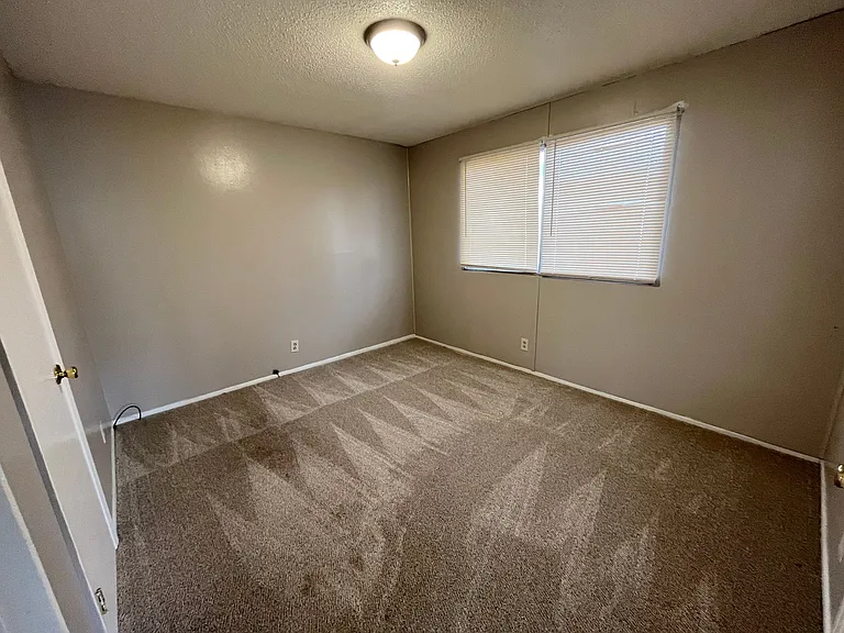 2200 S Jefferson St #1 — Photo 7