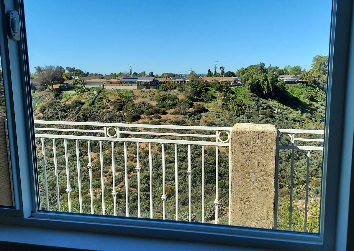 Nature is your neighbor! Canyon views and fresh breezes from your living room window. - 2850 Morningside St