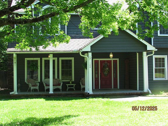 3rd image of 100 Brentwood Cir