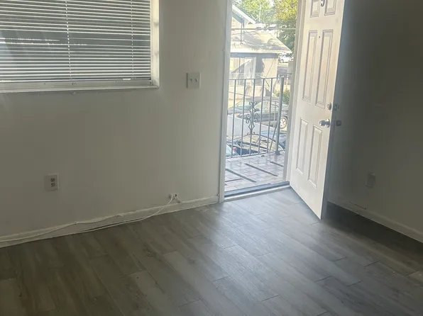 1225 SW 6th St APT 6, Miami, FL 33135