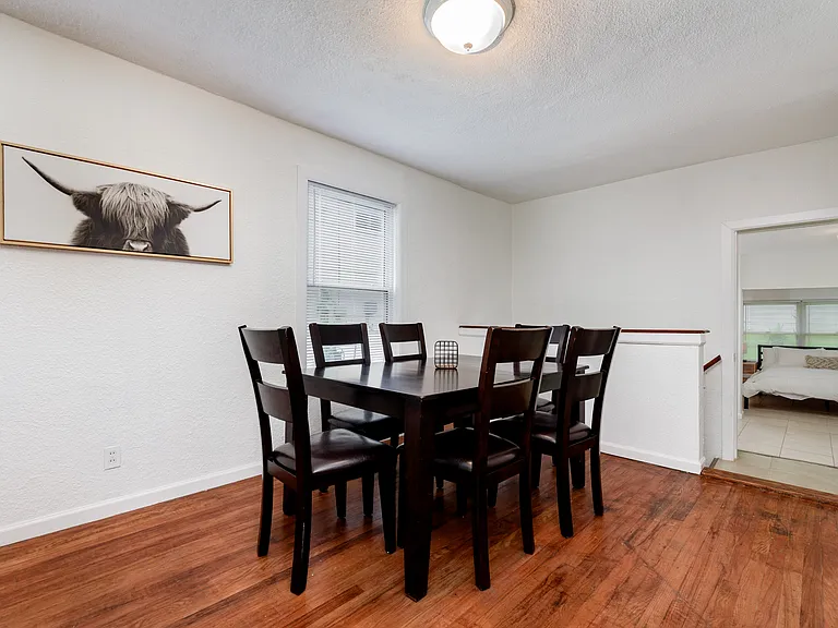 9513 Cloverhurst Dr — Photo 6