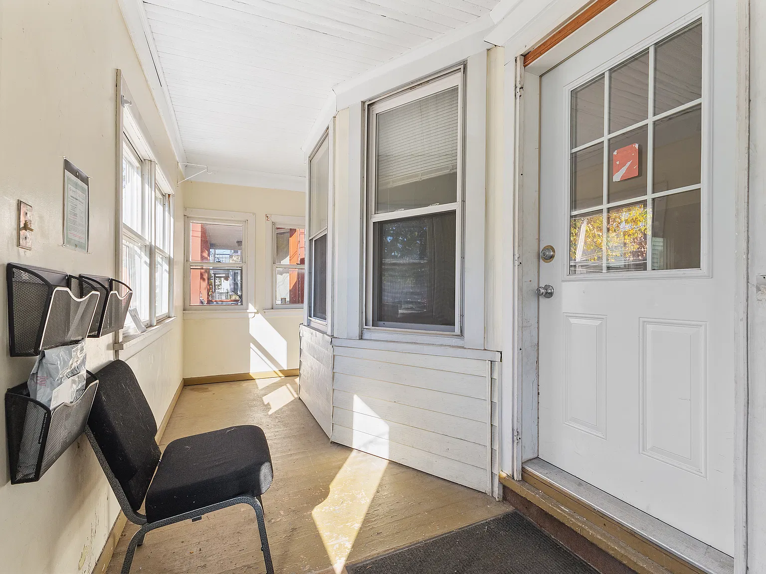 2 bed, 1000 sqft, $1,500 — Photo 3