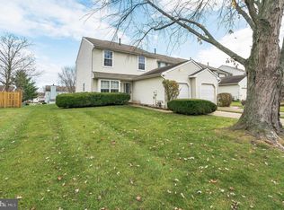 70 Rolling Hills Dr, Westampton, NJ 08060