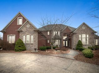 23387 Chicory Rd, Grosse Ile, MI 48138