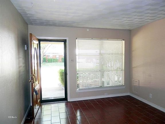 2nd image of 3226 Myra Ln