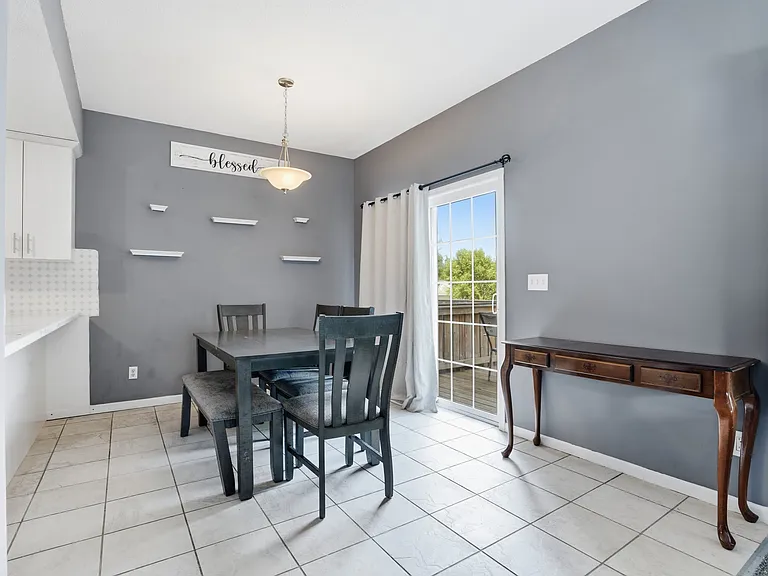 2415 Catskill Ct — Photo 10