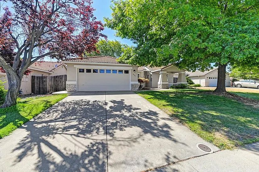 1st image of 5403 Sage Ct