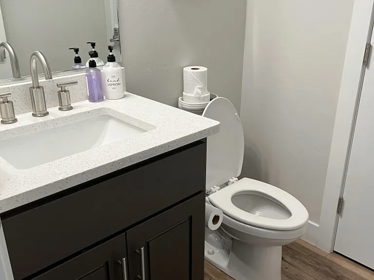 N Park Center Dr — Photo 23