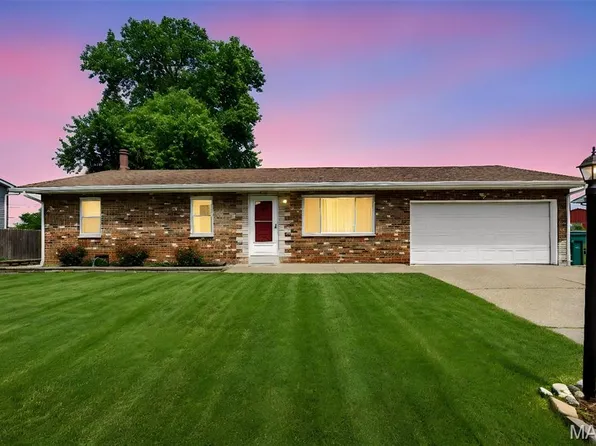9 Paul Dr, Granite City, IL 62040