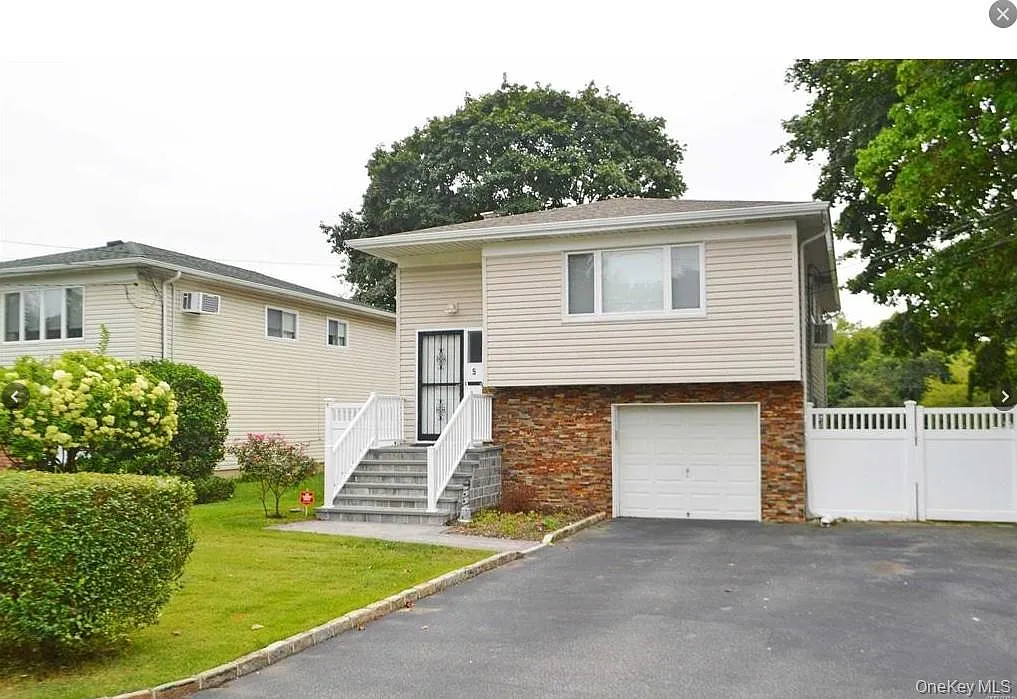 3 bed, 2.0 bath, $3,950 — Photo 1
