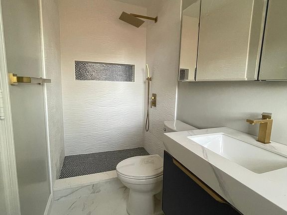 2nd image of 4816 Butterworth Pl NW