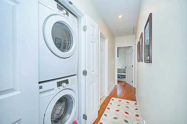 Rented by Keller Williams NYC | media 16