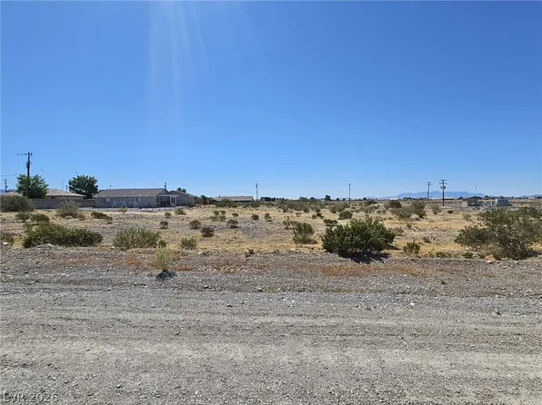 2681 E Dapple St, Pahrump, NV 89048