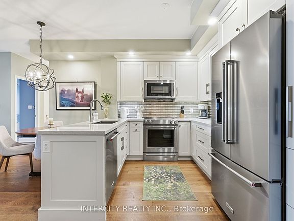 4th image of 699 Aberdeen Blvd #905