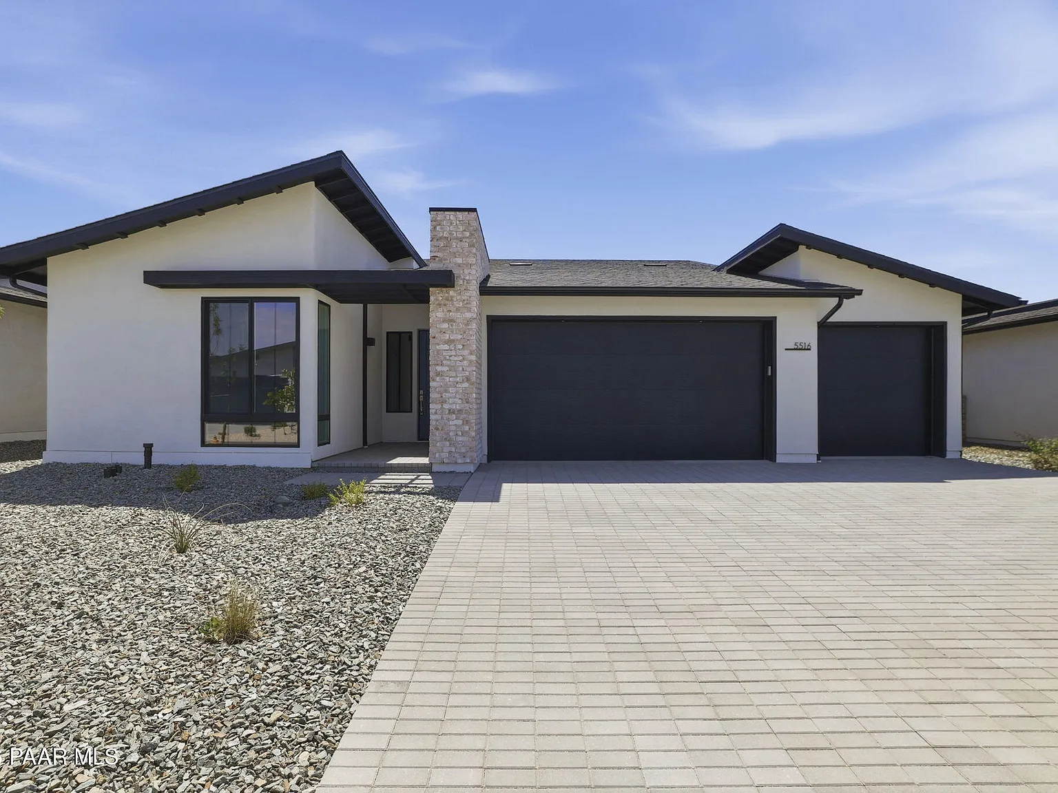 3 bed, 2.0 bath, 1666 sqft, $3,150 — Photo 2