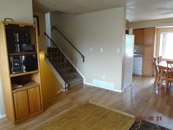 5th image of 480 McMullin Dr