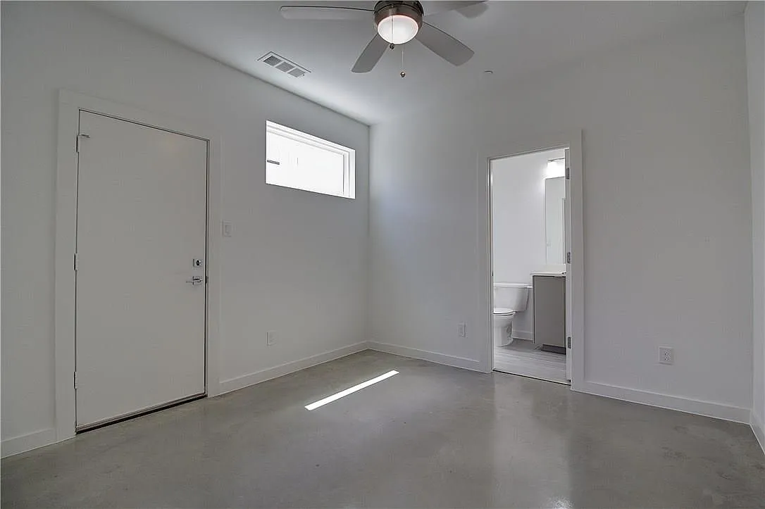 3 bed, 3.5 bath, 1800 sqft, $3,475 — Photo 3