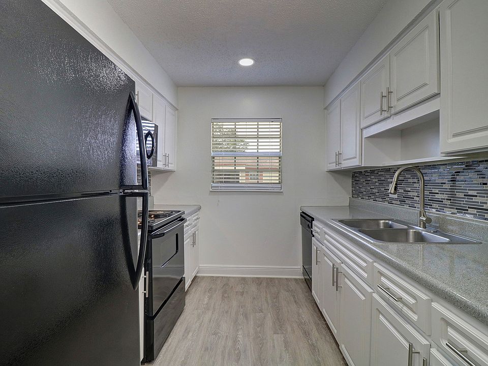 1x1 Kitchen